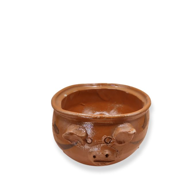 Alternative view of Salsera de barro (cochinito)